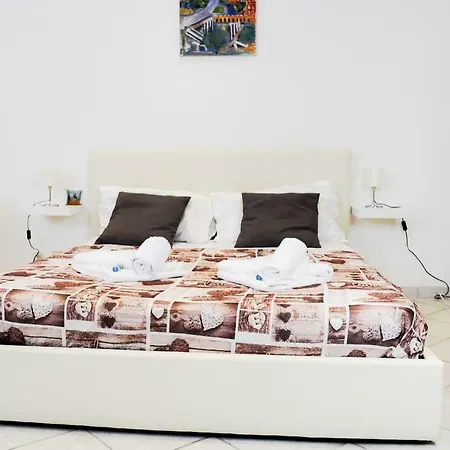Easy Host Apt Pigneto Digital Nomad Friendly *