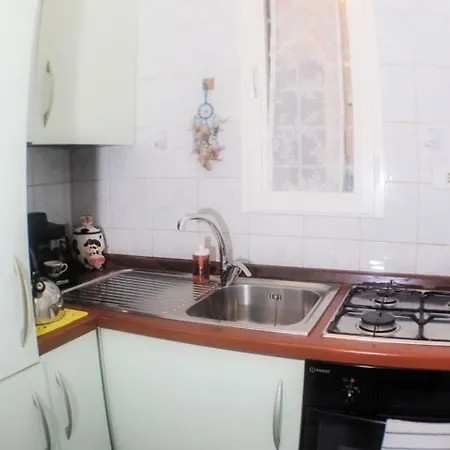 Easy Host Apt Pigneto Digital Nomad Friendly
